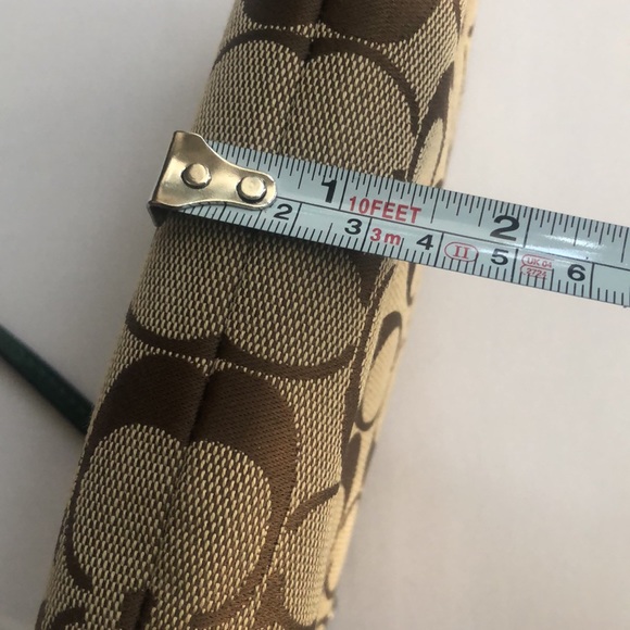 Coach Park Signature Medium Wristlet in Khaki & Ivy (Green) - Picture 13 of 16